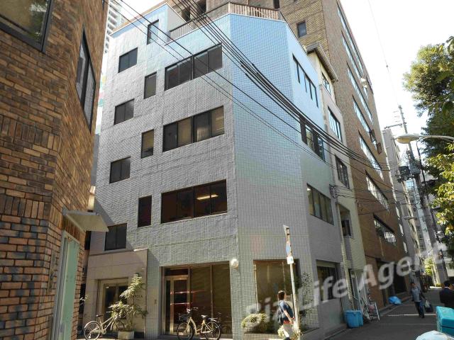 シラクニビルの外観写真