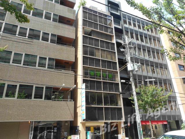 愛生ビルの外観写真