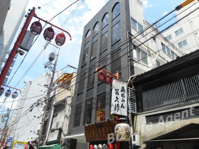 道頓堀タカラセンタービルの外観写真
