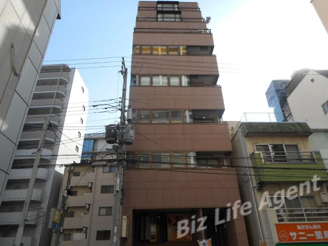 安本ビルの外観写真