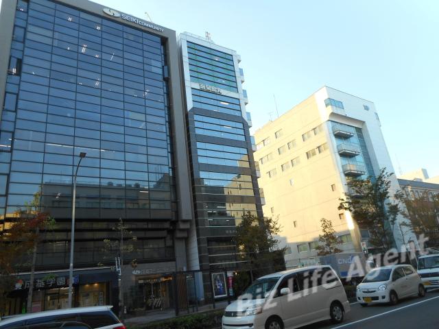 京榮烏丸ビルの外観写真