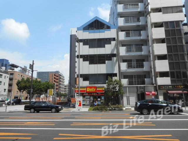 造園会館ビルの外観写真