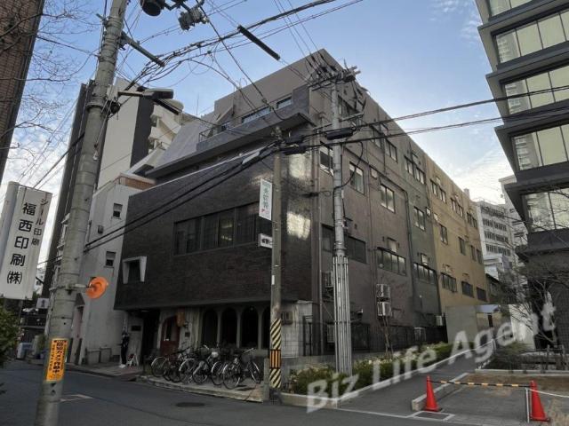 シロノビルの外観写真