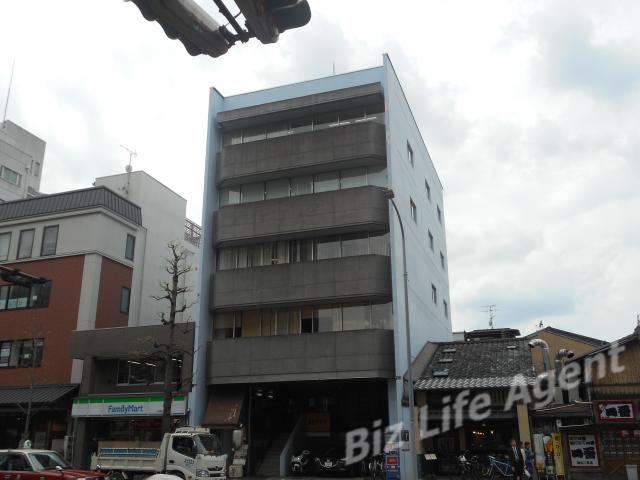 関広ビルの外観写真