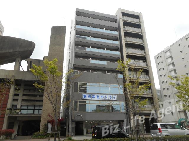 トライグループ烏丸ビルの外観写真