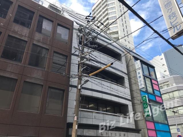 エフワンビルの外観写真