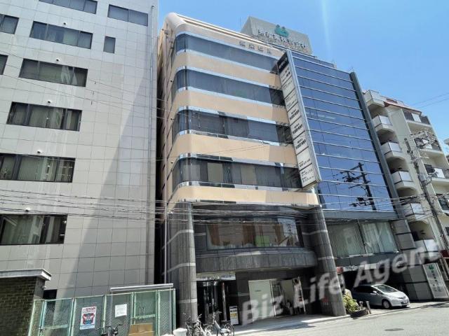 飯栄ビルの外観写真