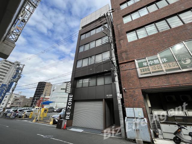 中津清風ビルの外観写真