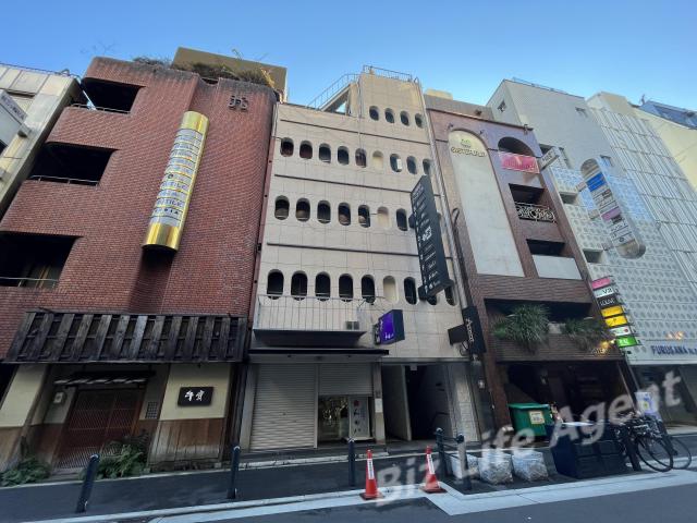 日宝ノースビルの外観写真