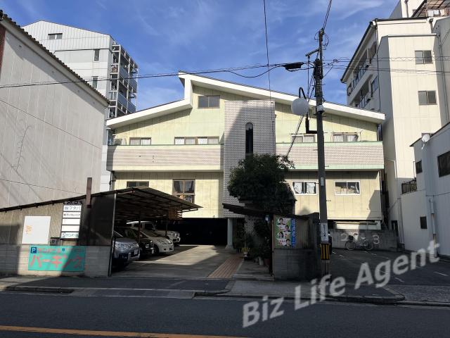 サンパールビルの外観写真