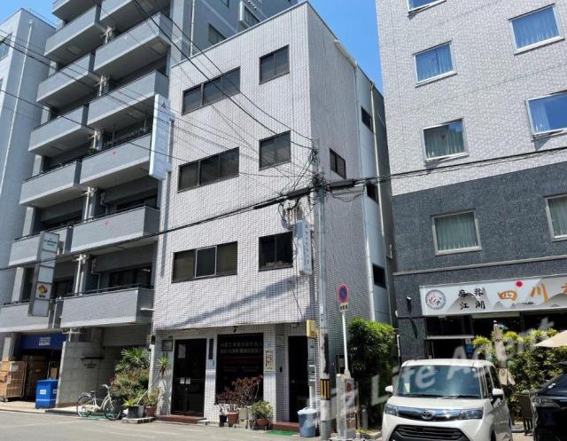 朝日ビルの外観写真