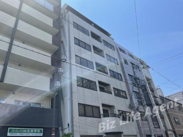 難波元町ビルの外観写真