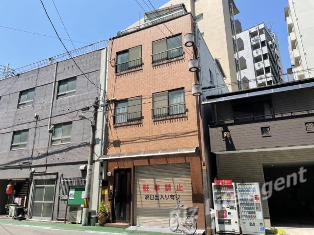 眞壁ビルの外観写真