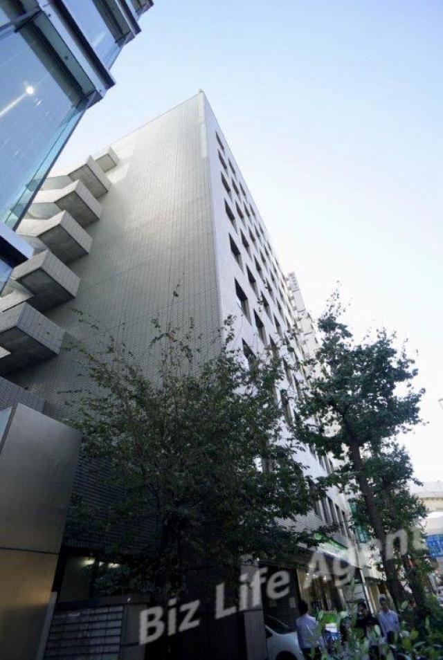 西新宿松屋ビルビルの外観写真