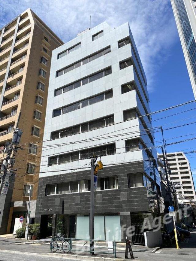 アルカイビルビルの外観写真