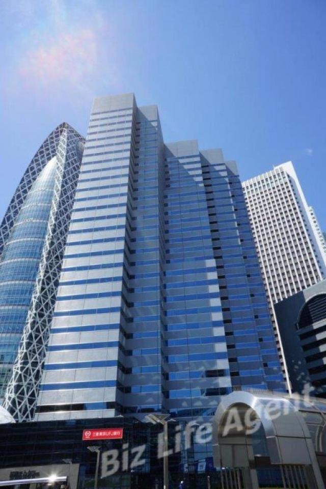 新宿エルタワービルの外観写真
