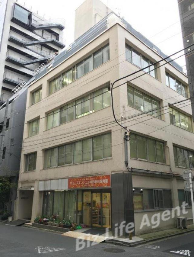 信交会ビルビルの外観写真
