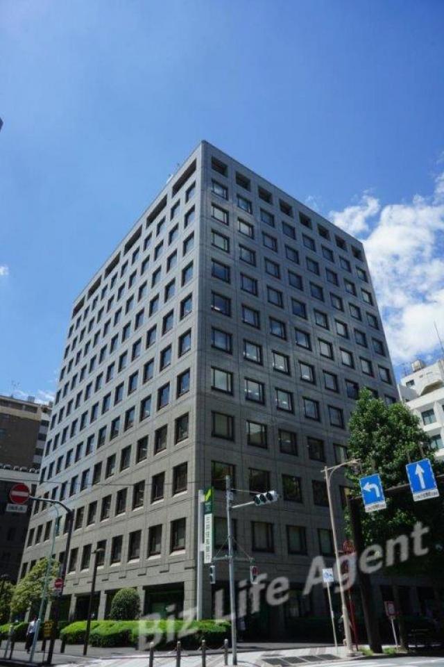 三井住友銀行人形町ビルビルの外観写真