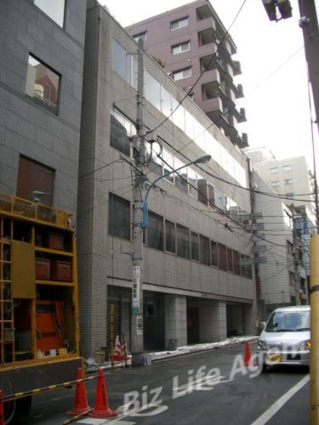 Verde Vista 新宿御苑(旧:直田)ビルビルの外観写真