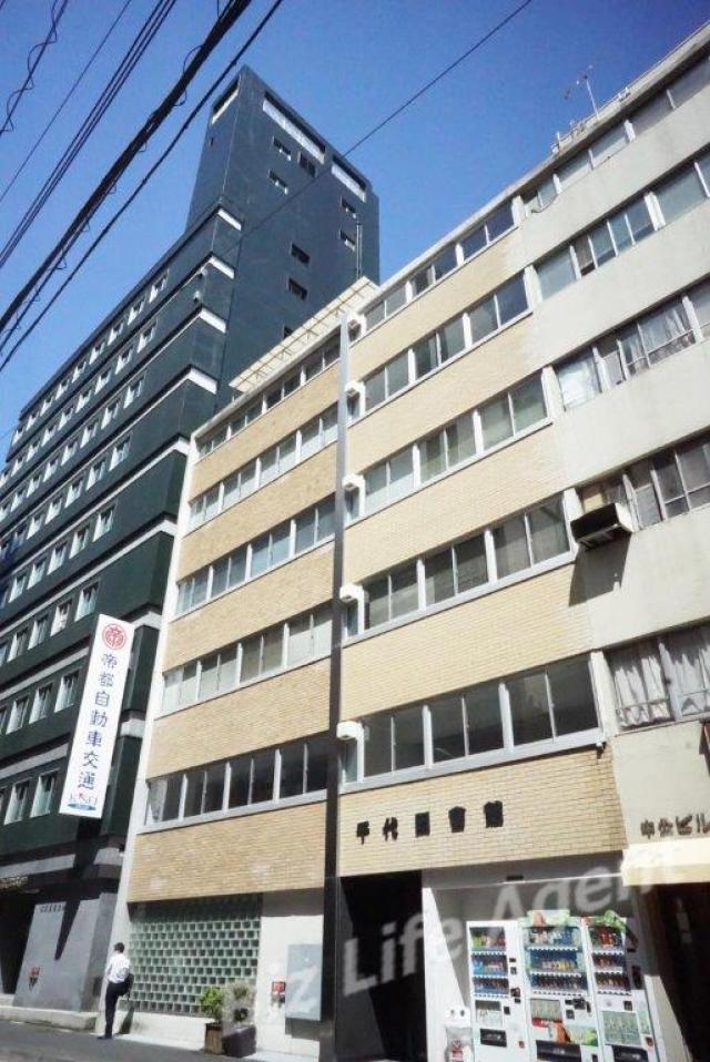 千代田会館ビルの外観写真