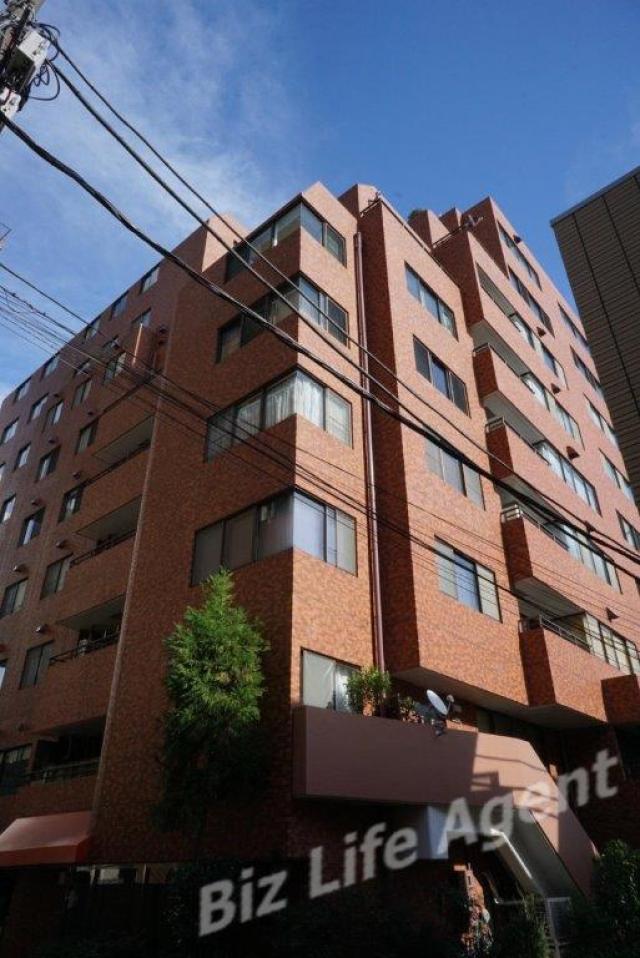 小田急南青山マンションビルの外観写真
