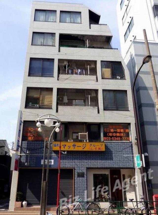 高田馬場ファミリービルビルの外観写真