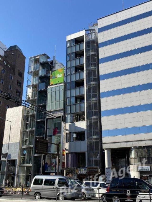 サクセス青山ビルビルの外観写真