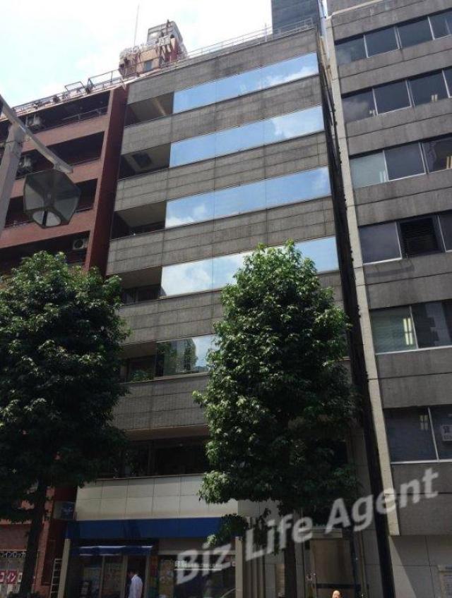 SVAX新宿B館ビルの外観写真