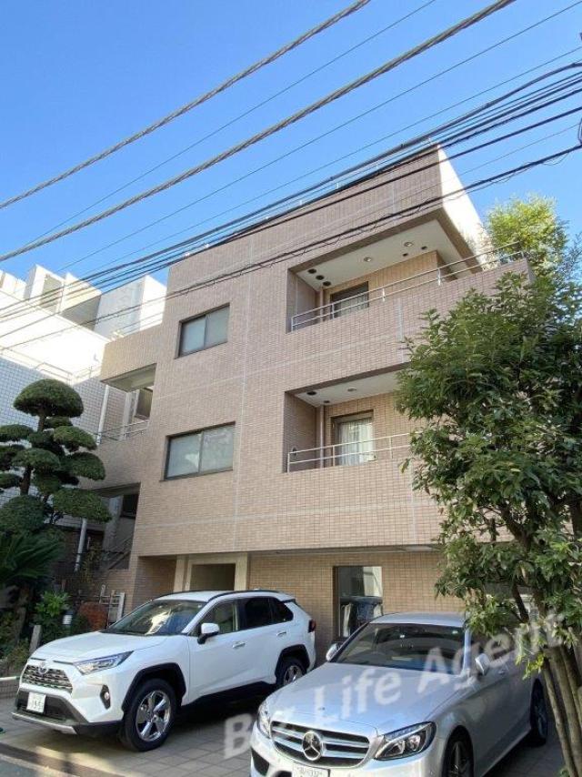 南青山吉岡ビルビルの外観写真