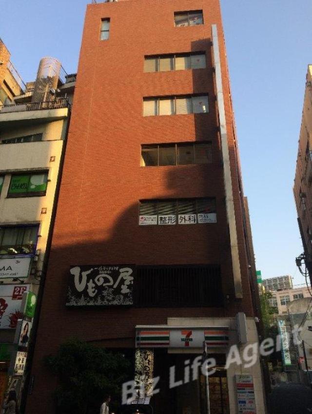 河上ビルビルの外観写真