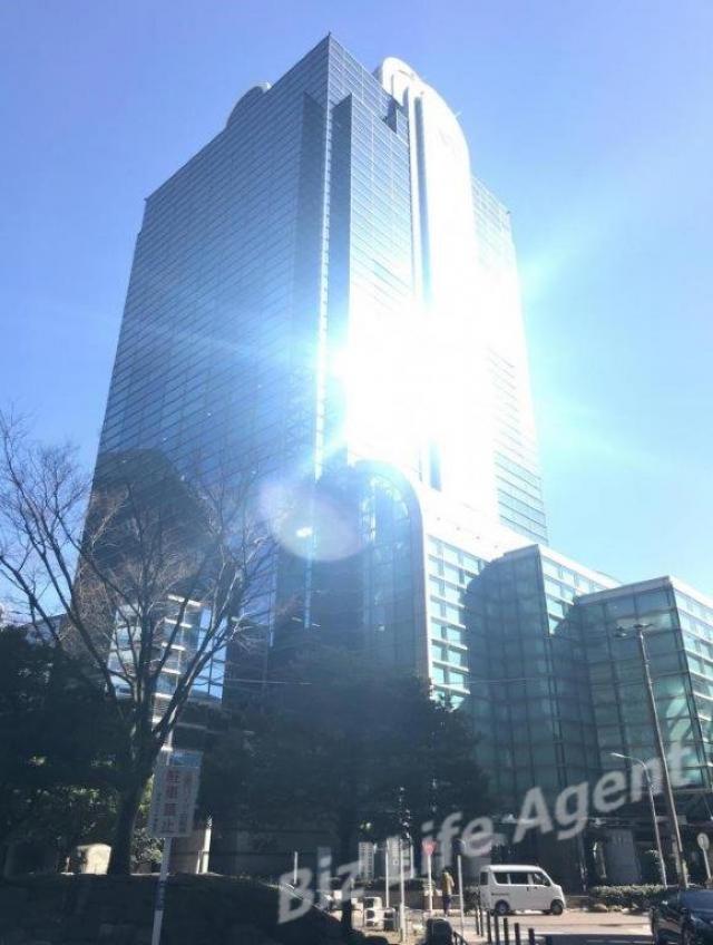 横浜クリエーションスクエアビルビルの外観写真