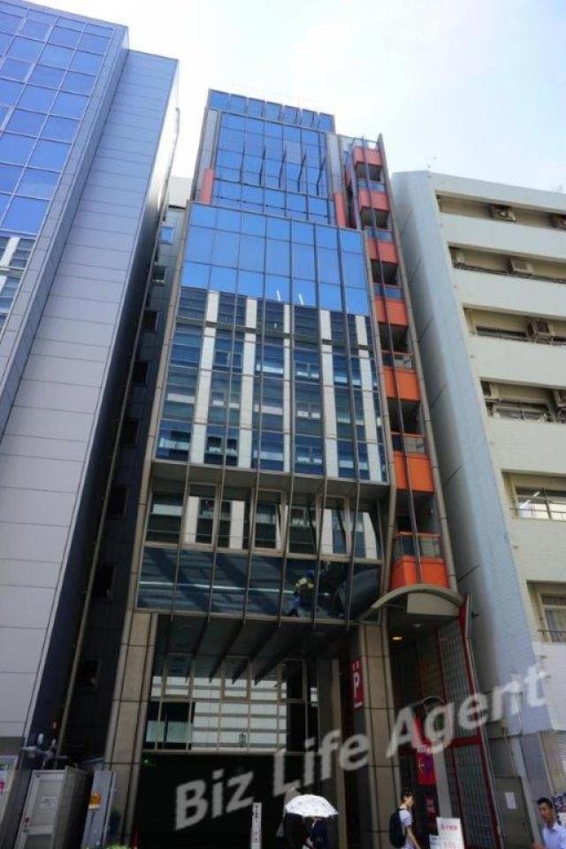 ヨコハマジャスト2号館ビルの外観写真