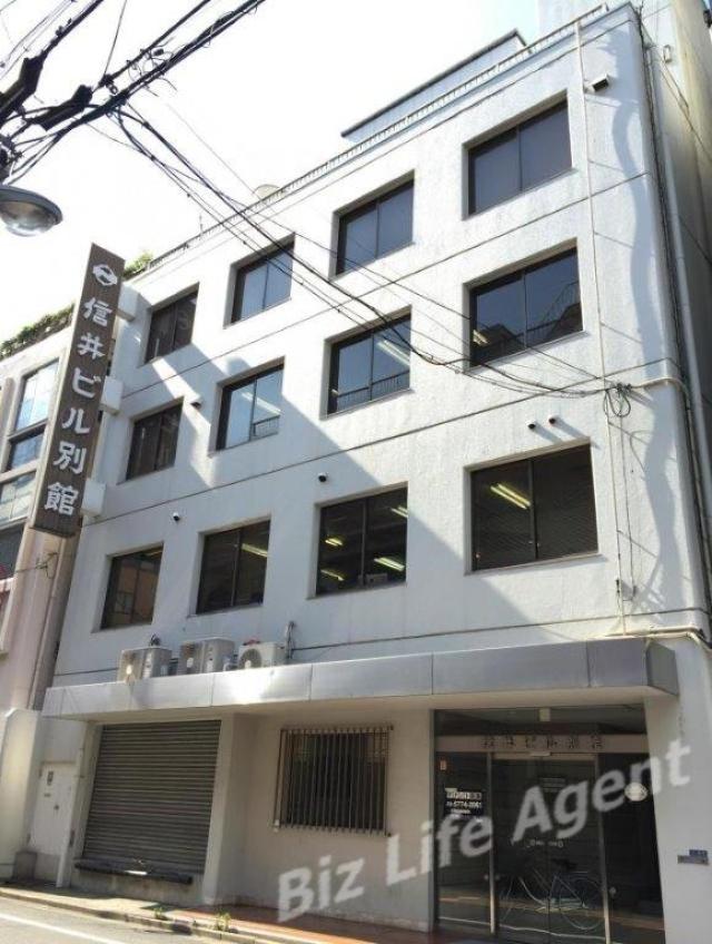 信井ビル別館ビルの外観写真