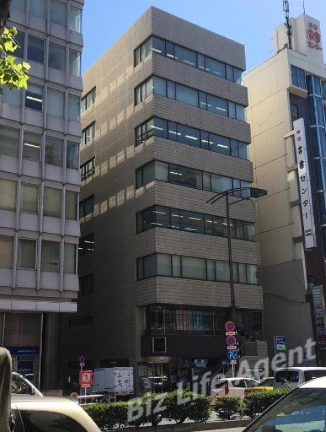 岩波書店アネックスビルビルの外観写真