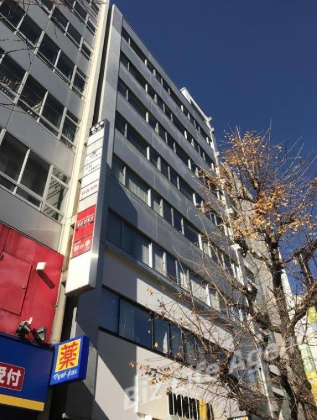 山上ビルビルの外観写真