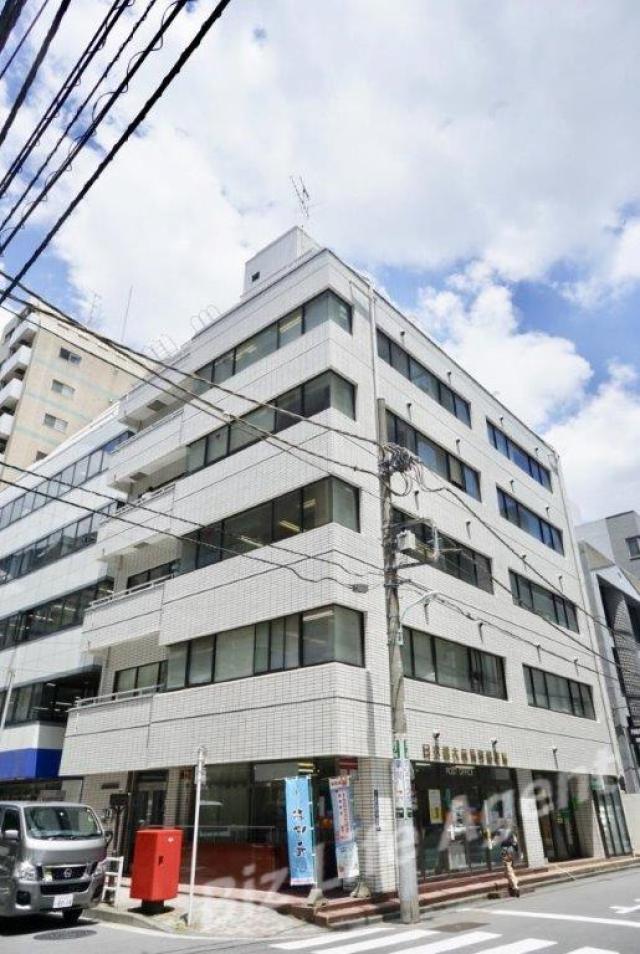 ホワイトビルビルの外観写真