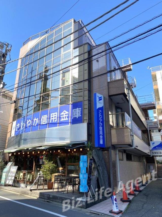 NMビルビルの外観写真
