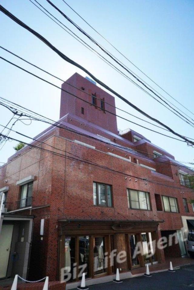 テラス南青山ビルビルの外観写真