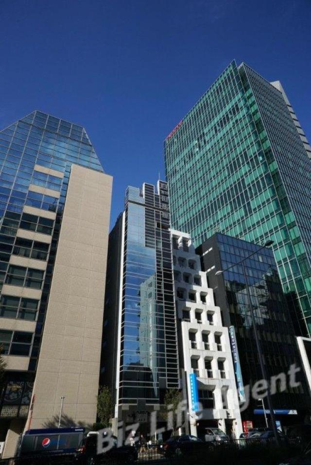 青山但馬屋ビルビルの外観写真