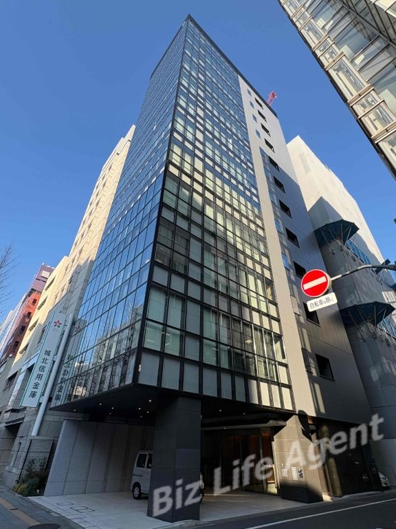 阪急阪神上野御徒町ビルの外観写真